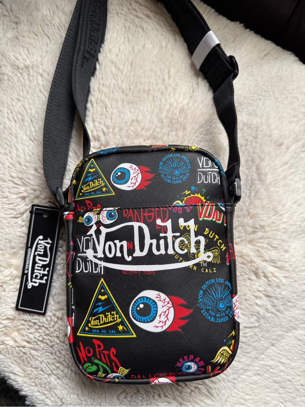 Von Dutch NWT Men’s Black Graphic Crossbody Bag